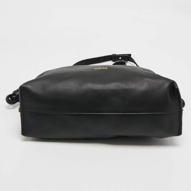 Pre Owned Loewe Black Leather Medium Flamenco Clutch Bag