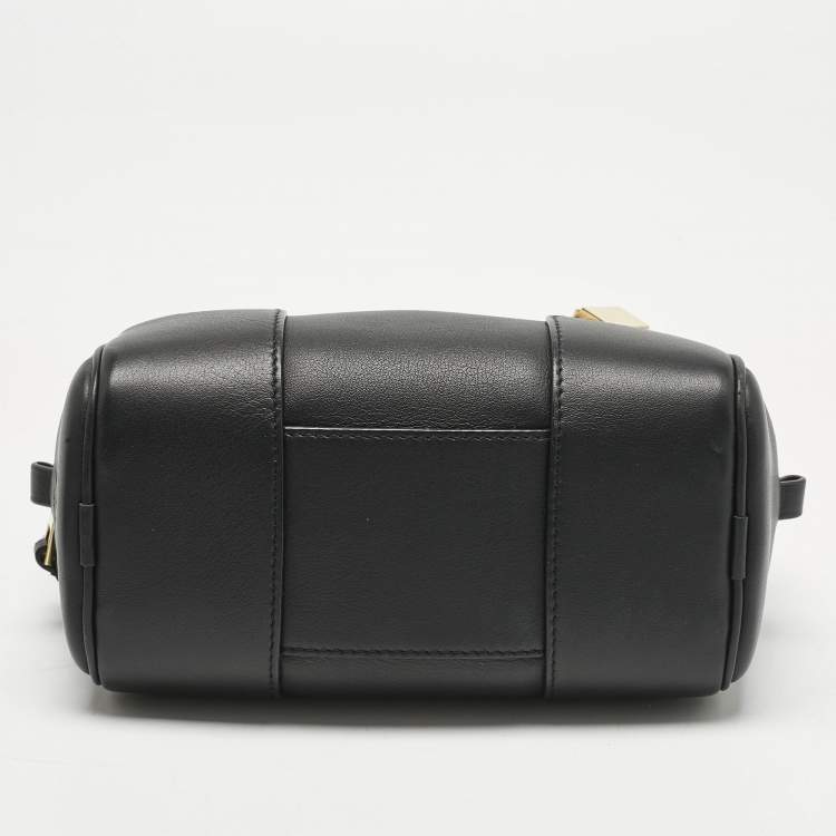 Pre Owned Loewe Black Leather Amazona 16 Satchel