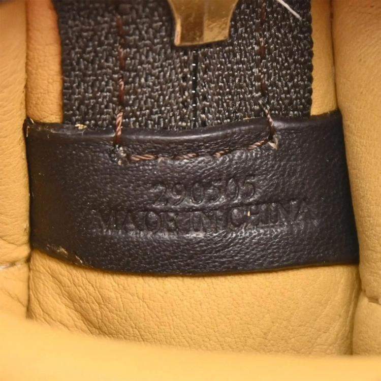 Pre Owned Loewe Beige Suede Mini Amazona Contenedor Pouch Bag Key Holder