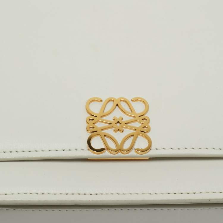 مملوكة مسبقًا Loewe White Leather Goya Shoulder Bag