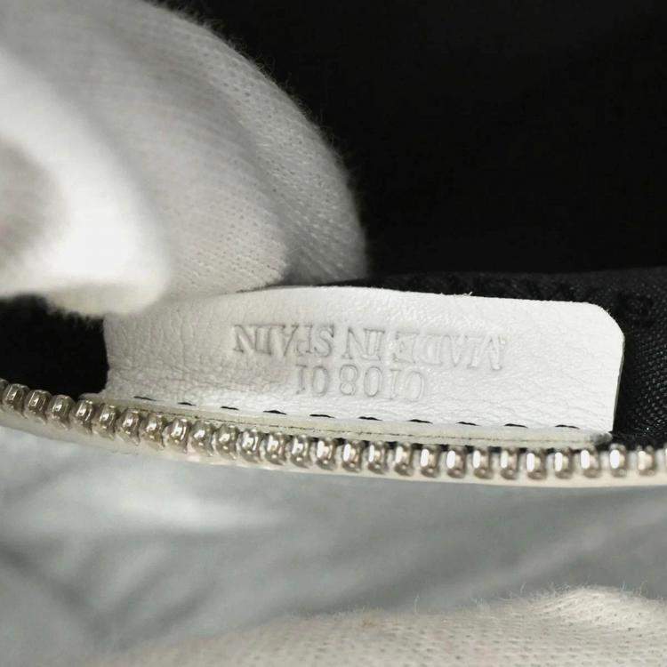 Pre Owned Loewe Amazona 28 White Leather Sequins Handbag
