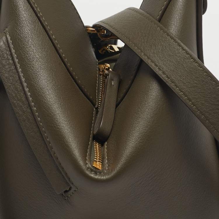 Pre Owned Loewe Olive Green Leather Small Hammock Shoulder Bag