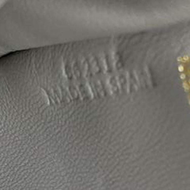 Pre Owned Loewe Grey Quilted Lambskin Goya Puffer Bag
