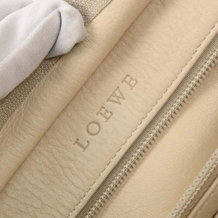Pre Owned Loewe Beige Suede Amazona 28 Handbag