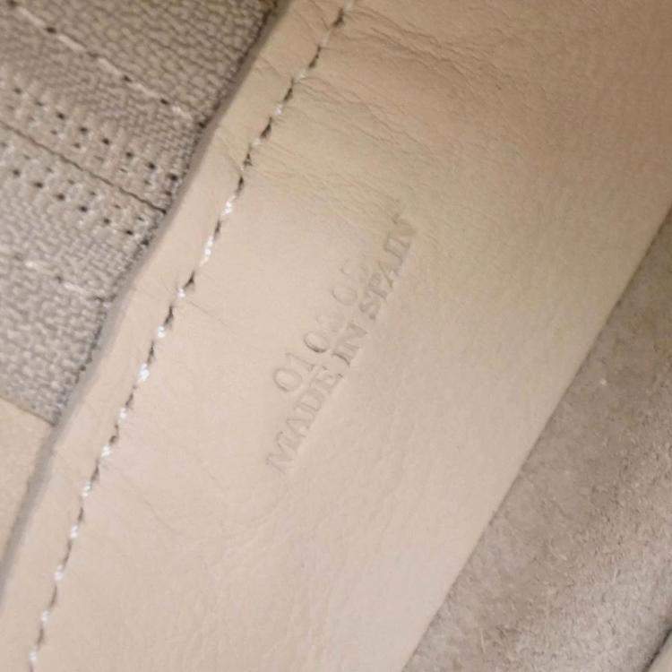 Pre Owned Loewe Beige Suede Amazona 28 Handbag