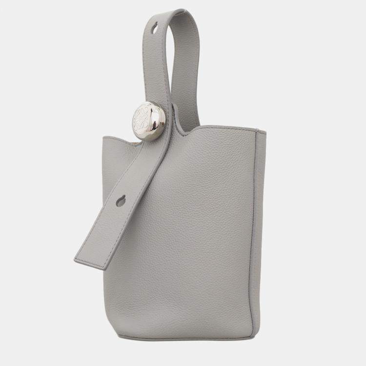 Pre Owned Mini Pebble Leather Bucket Crossbody Bag