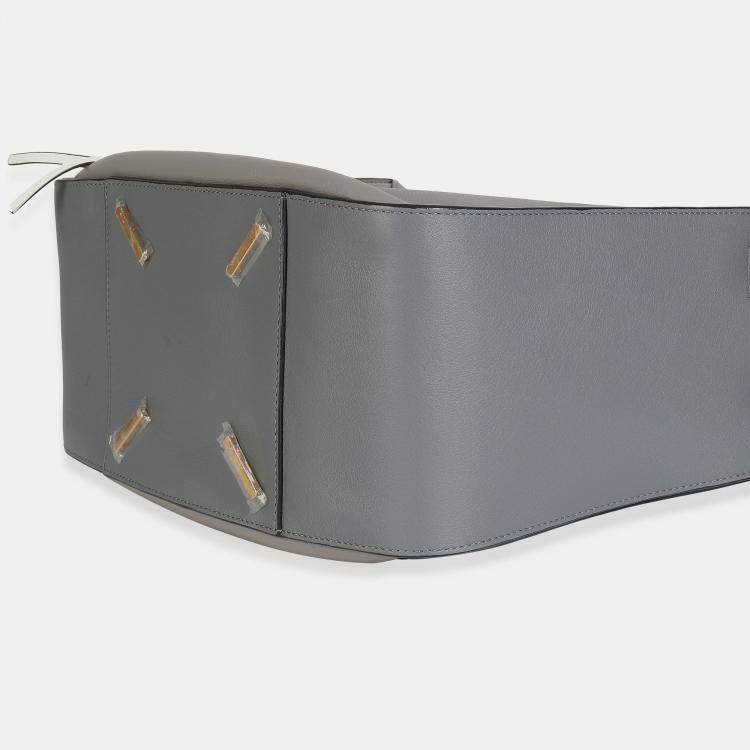 مملوكة مسبقًا Loewe Grey Black Calfskin Medium Hammock Shoulder Bag