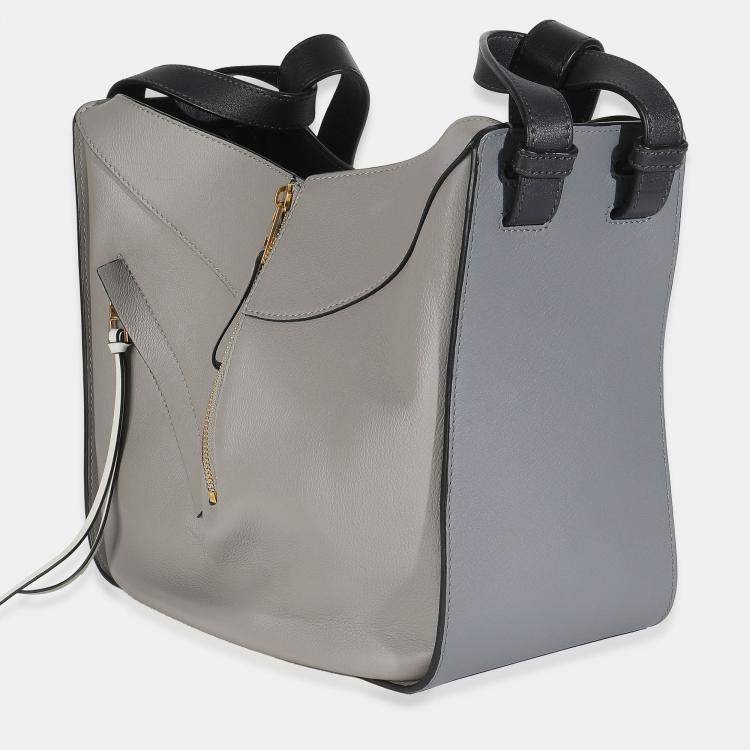مملوكة مسبقًا Loewe Grey Black Calfskin Medium Hammock Shoulder Bag