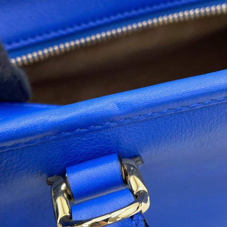 Pre Owned Loewe Amazonas Blue Leather Size 23