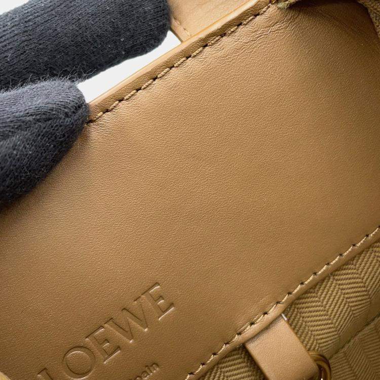 Pre Owned Loewe Hammock Oak Brown Calf Leather Size Compact