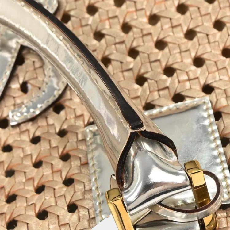 مملوكة مسبقًا Loewe Silver Leather Amazona 36 Handbag