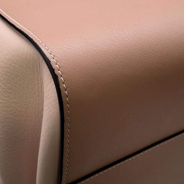 Pre Owned Loewe Hammock Light Pink/Jasmin Flower Leather Size Small