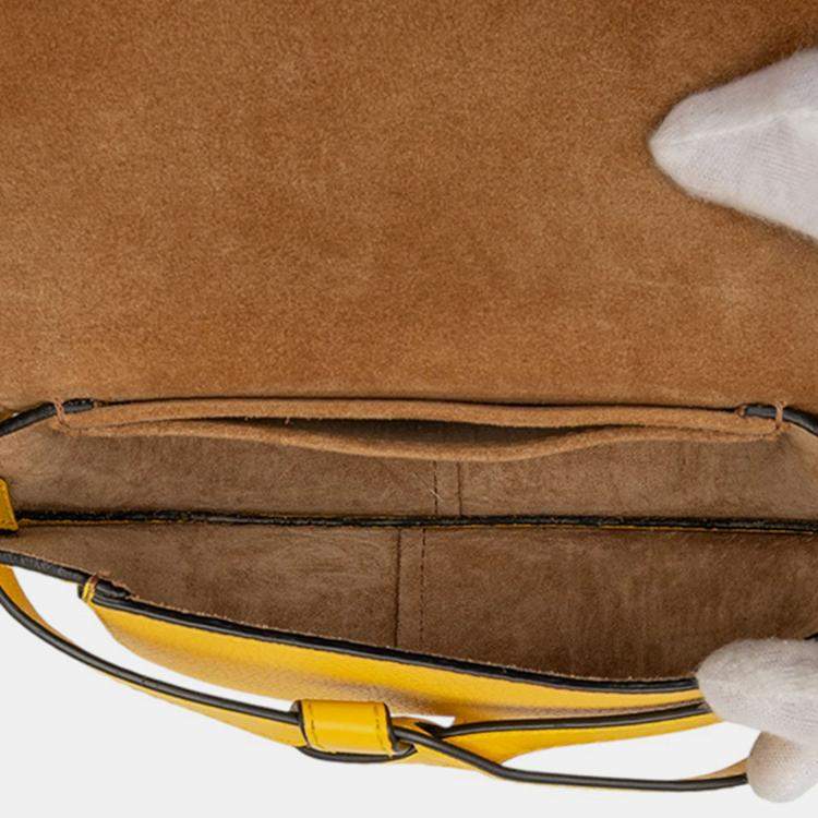 مملوكة مسبقًا Loewe Yellow Mini Leather Gate Crossbody