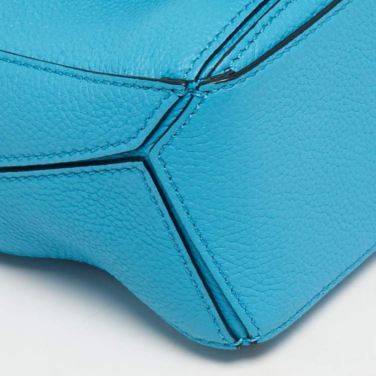 مملوكة مسبقًا Loewe Puzzle Mini Blue Leather Shoulder Bag