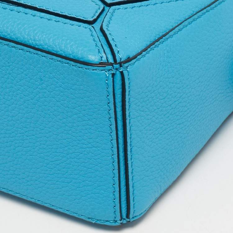 مملوكة مسبقًا Loewe Puzzle Mini Blue Leather Shoulder Bag