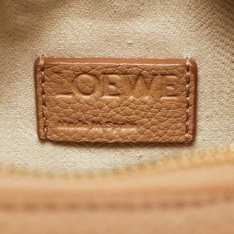 Pre Owned Loewe Puzzle Small Beige Leather Shoulder Bag