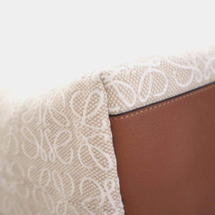 Pre Owned Loewe Canvas Cubi Anagram Bag