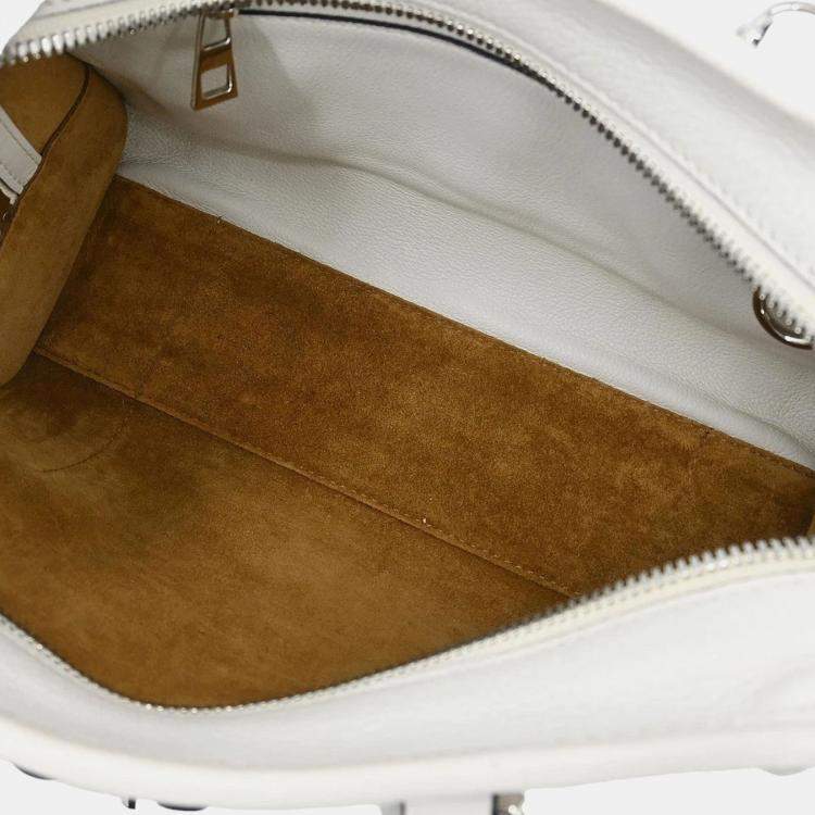 مملوكة مسبقًا Loewe Amazona 23 White Calfskin Leather Top Handle Bag