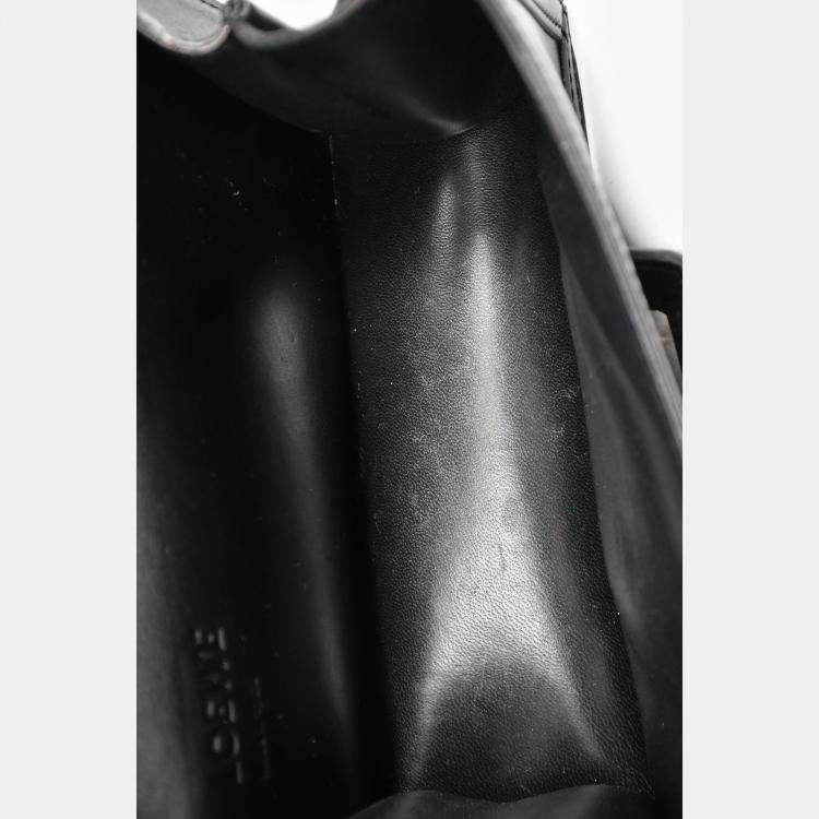 مملوكة مسبقًا Loewe 2016 Black Leather Barcelona Crossbody Bag