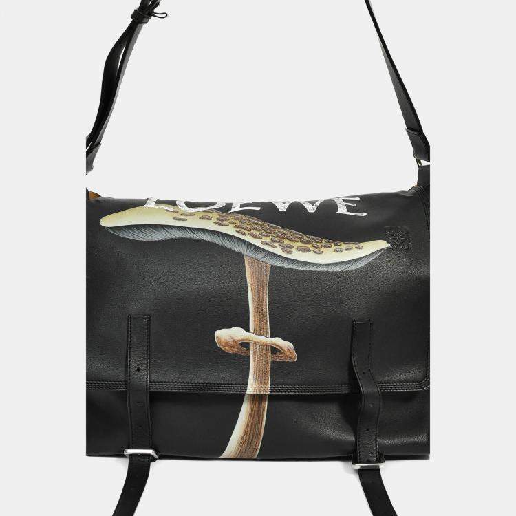 Pre Owned Loewe Black Leather Mushroom Messenger Bag