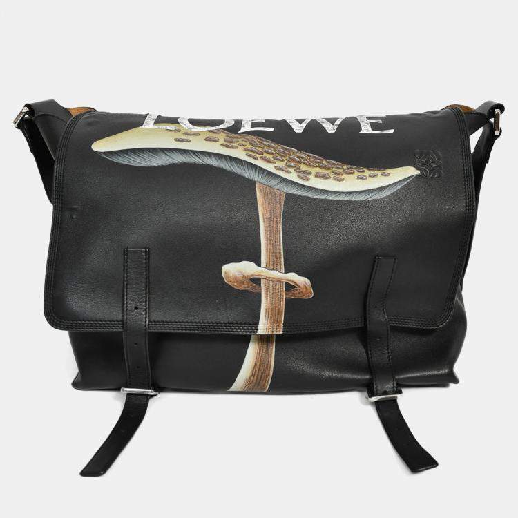 Pre Owned Loewe Black Leather Mushroom Messenger Bag