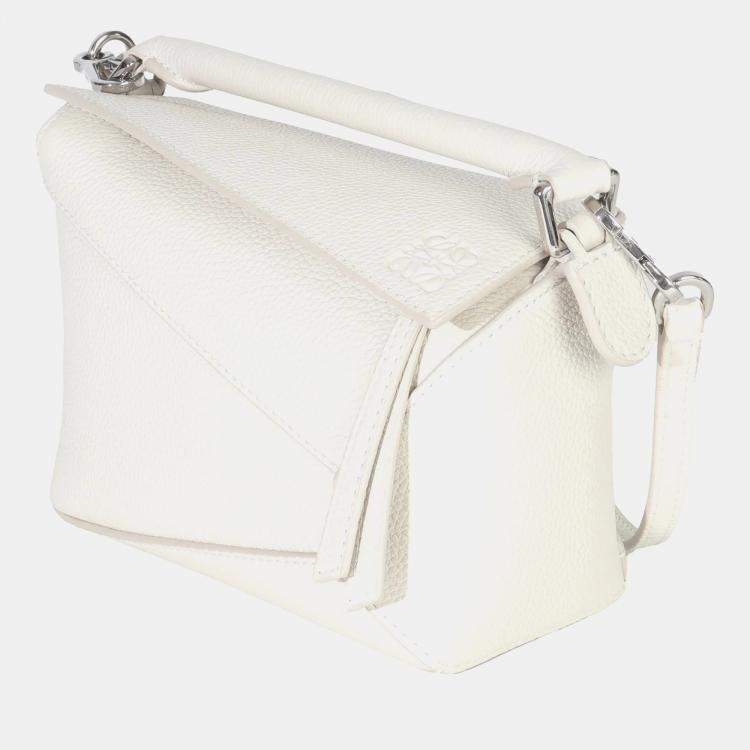 مملوكة مسبقًا Loewe Sand Grained Calfskin Mini Puzzle Edge Bag