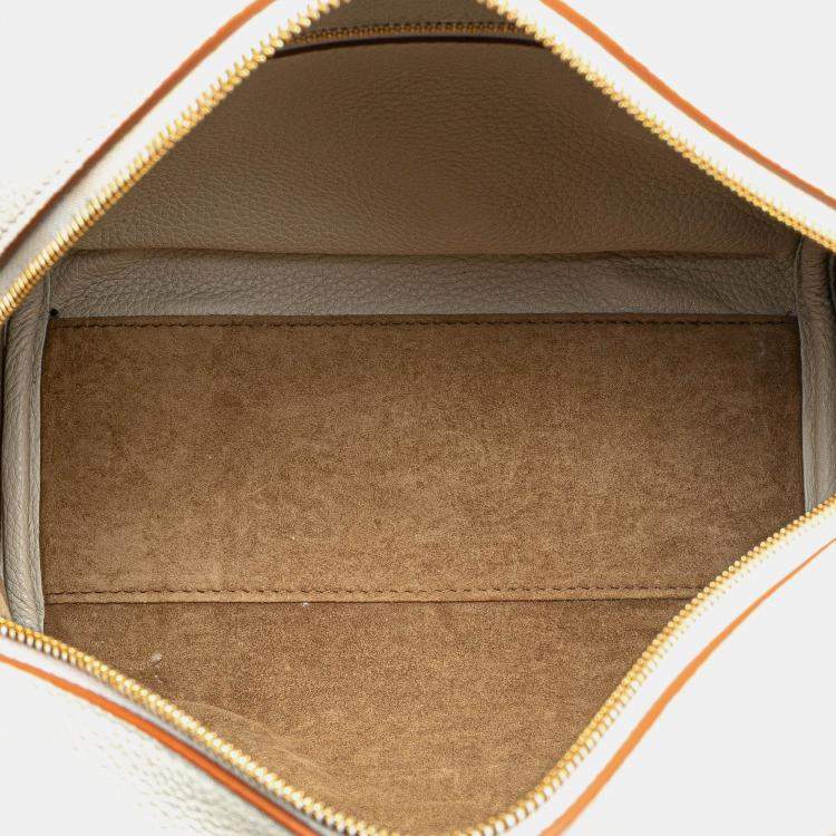 Pre Owned Loewe White Leather Amazona Square 19