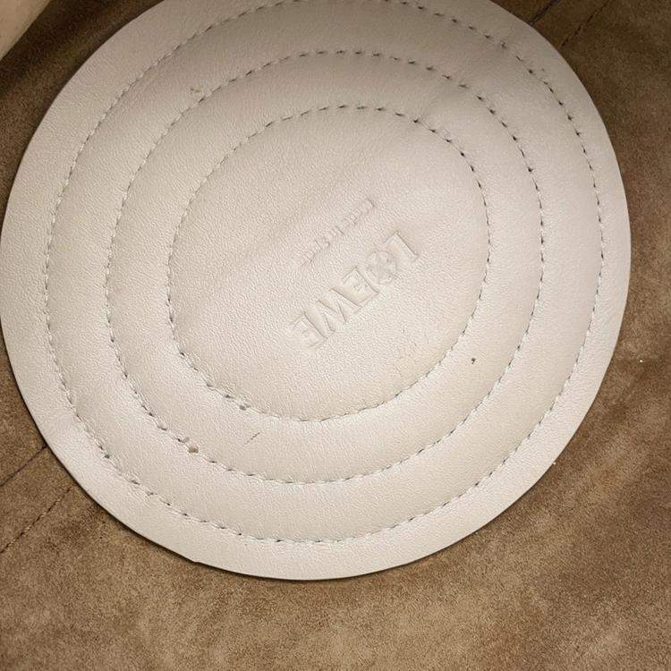 Pre Owned Loewe Paseo Chain shoulder Bag White Leather Size Small