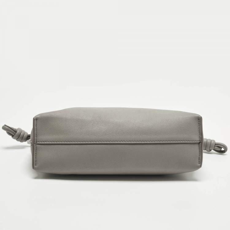Pre Owned Loewe Flamenco Grey Leather Shoulder Bag