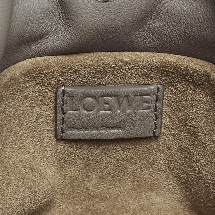 Pre Owned Loewe Flamenco Grey Leather Shoulder Bag