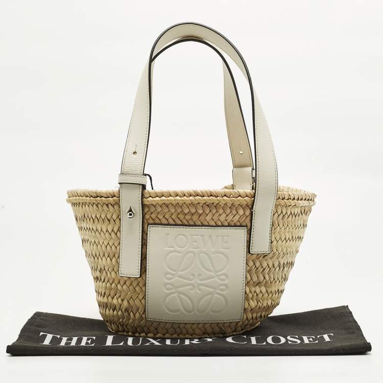 Pre Owned Loewe Anagram Embossed White/Cream Raffia and Leather Basket Tote