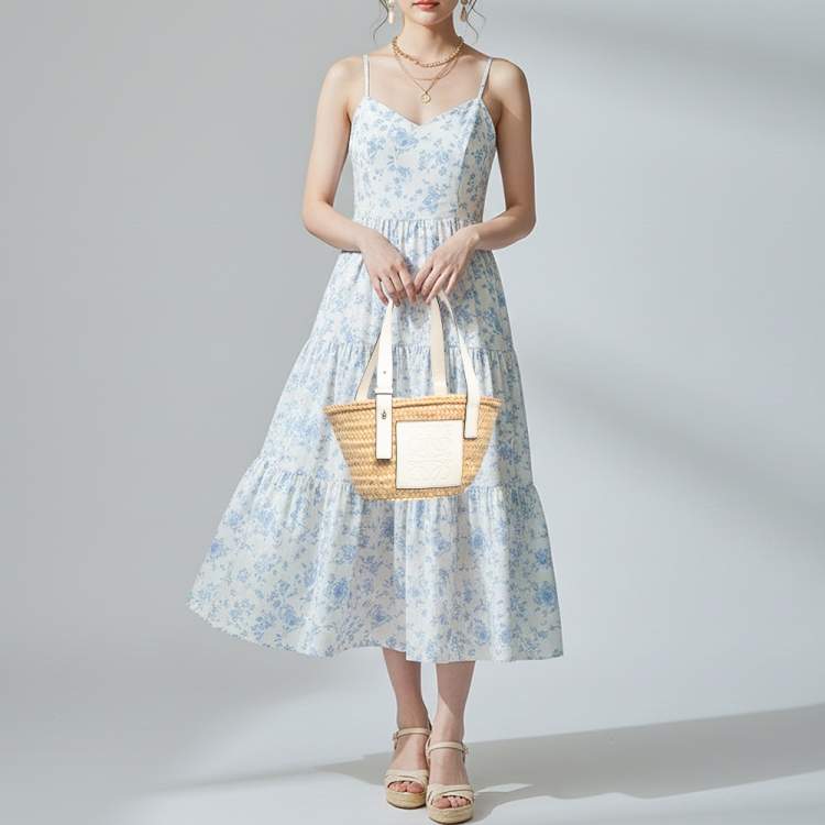 Pre Owned Loewe Anagram Embossed White/Cream Raffia and Leather Basket Tote