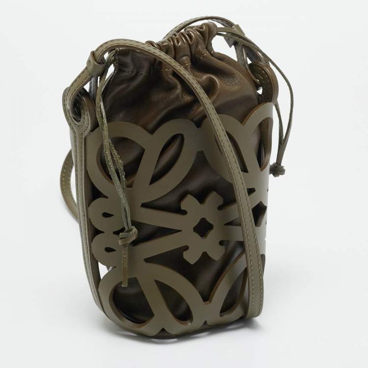 Pre Owned Loewe Anagram Cut Out Olive Green Leather Bucket Bag