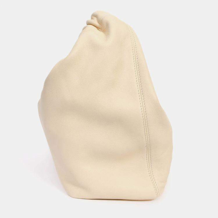 Pre Owned Loewe Cream Leather Squeeze Small Chain Shoulder Bag