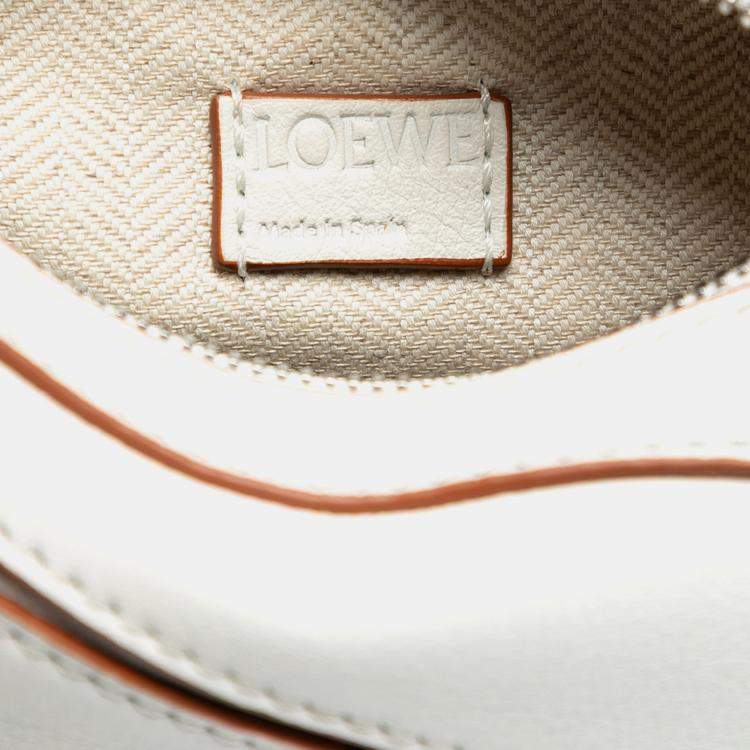 مملوكة مسبقًا Loewe White Nano Calfskin Puzzle Satchel