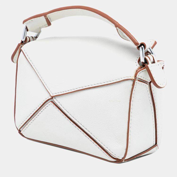 مملوكة مسبقًا Loewe White Nano Calfskin Puzzle Satchel