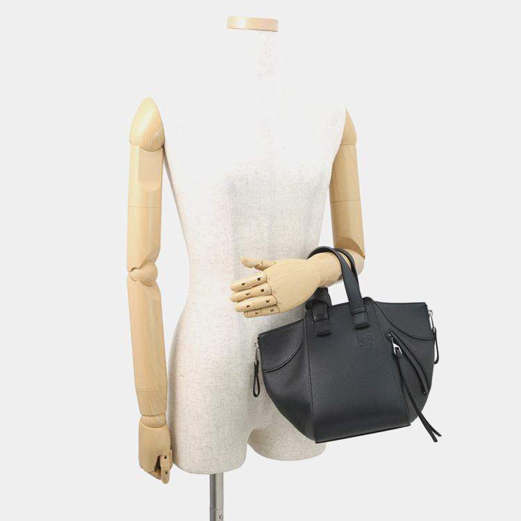 Pre Owned Loewe Hammock Bag Black Classic Calf Leatherleather Size Compact