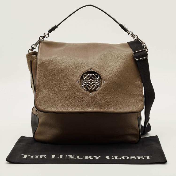 Pre Owned Loewe Maia Anagram Beige/Black Leather Messenger Bag