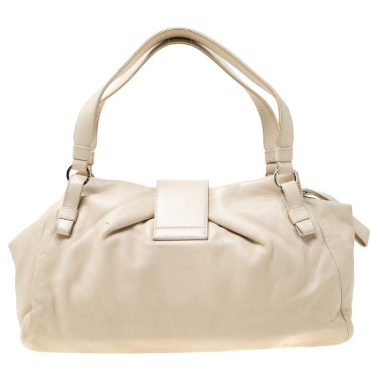 Pre Owned Loewe Off White Leather Logo Shoulder Bag