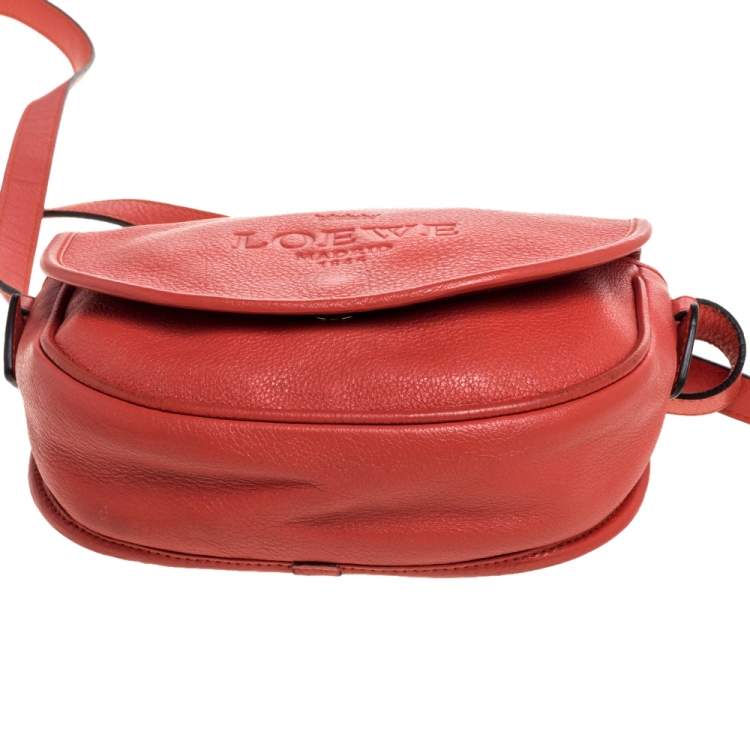 Pre Owned Loewe Coral Leather Heritage Crossbody Bag