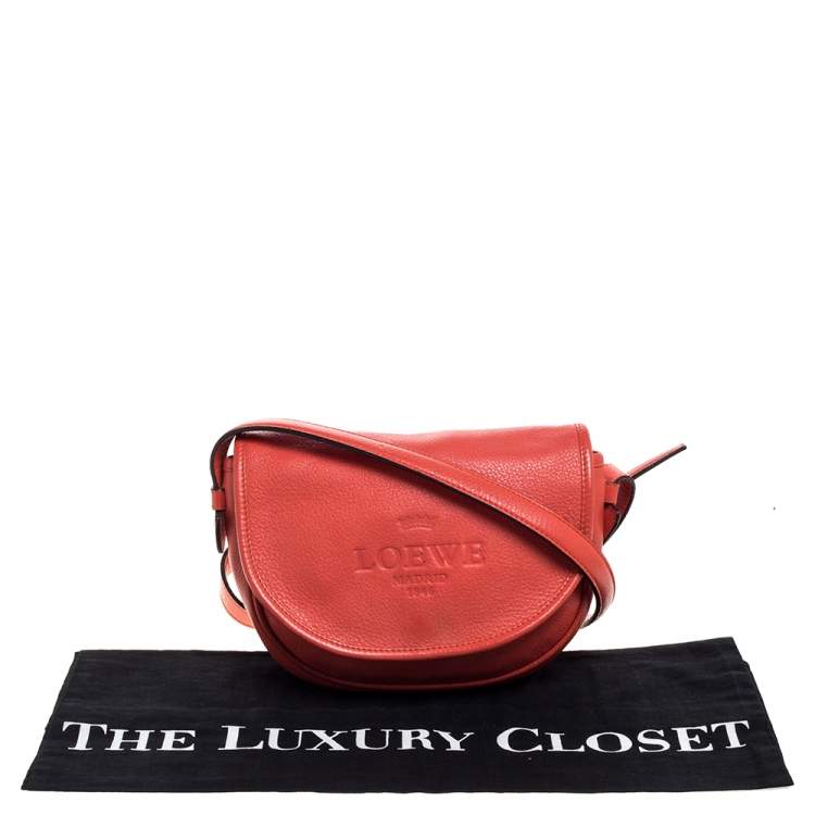Pre Owned Loewe Coral Leather Heritage Crossbody Bag