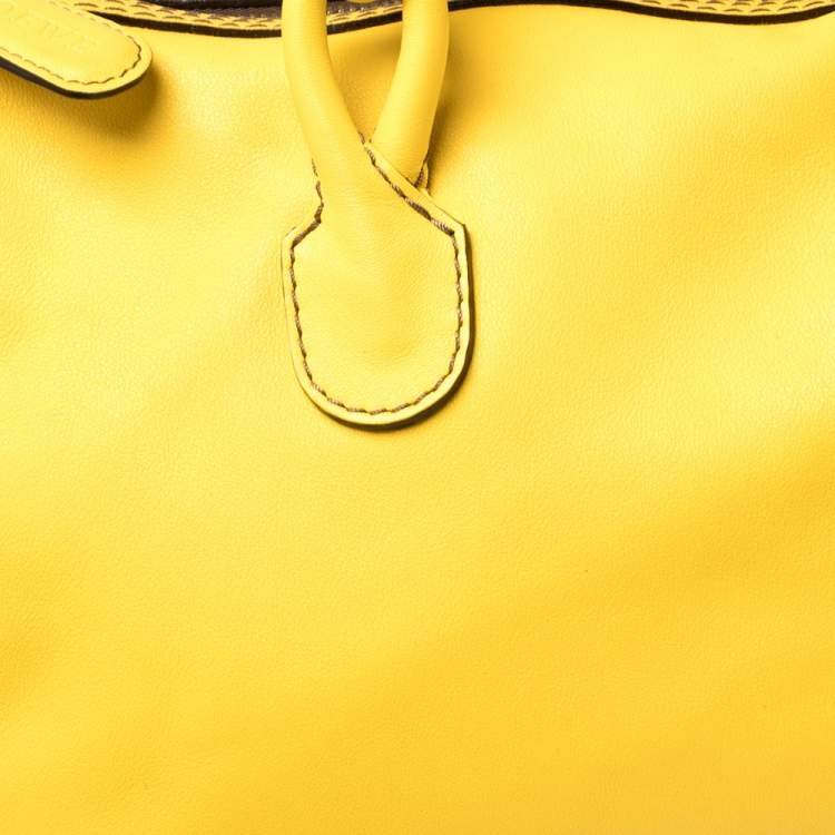 Pre Owned Loewe Yellow Leather Logo Embossed Shoulder Bag