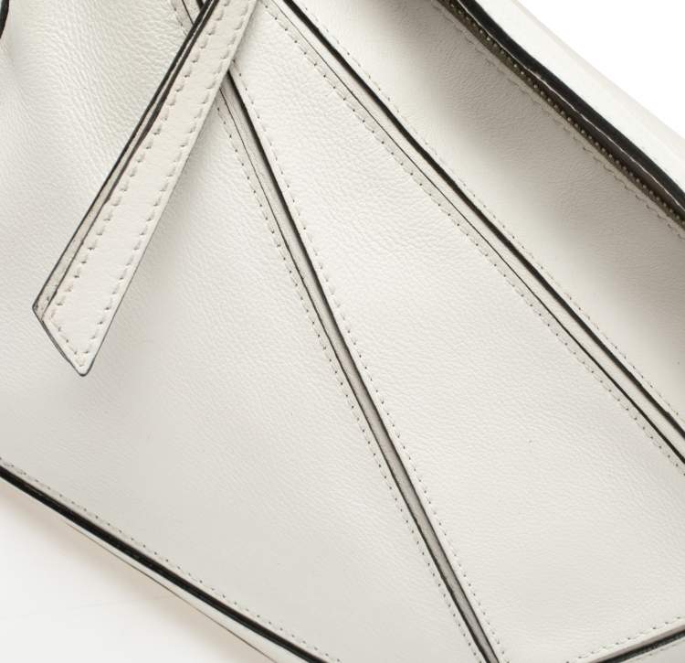 Pre Owned Loewe White Leather Small Puzzle Shoulder Bag
