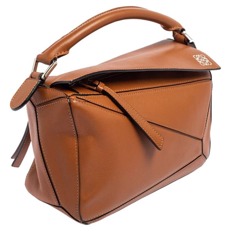 مملوكة مسبقًا Loewe Brown Leather Small Puzzle Shoulder Bag