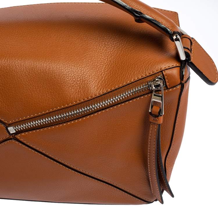 مملوكة مسبقًا Loewe Brown Leather Small Puzzle Shoulder Bag