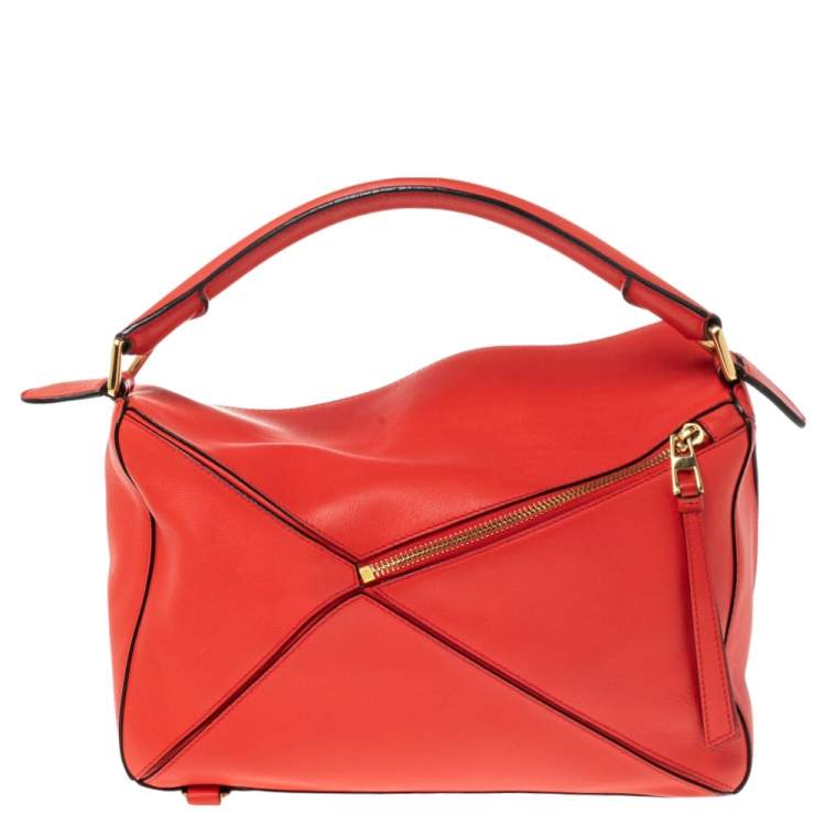 Pre Owned Loewe Scarlet Leather Puzzle Top Handle Bag