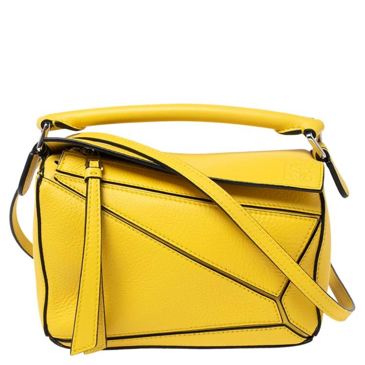 【関税&送料込】Loewe Yellow Leather Mini Puzzle Belt Bag Loewe Puzzle Belt Bag Yellow Leather Mini | Luxe Collective