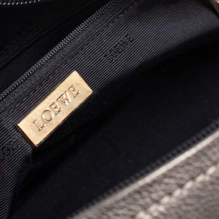 Pre Owned Loewe Metallic Grey Grained Leather Small Amazona Satchel