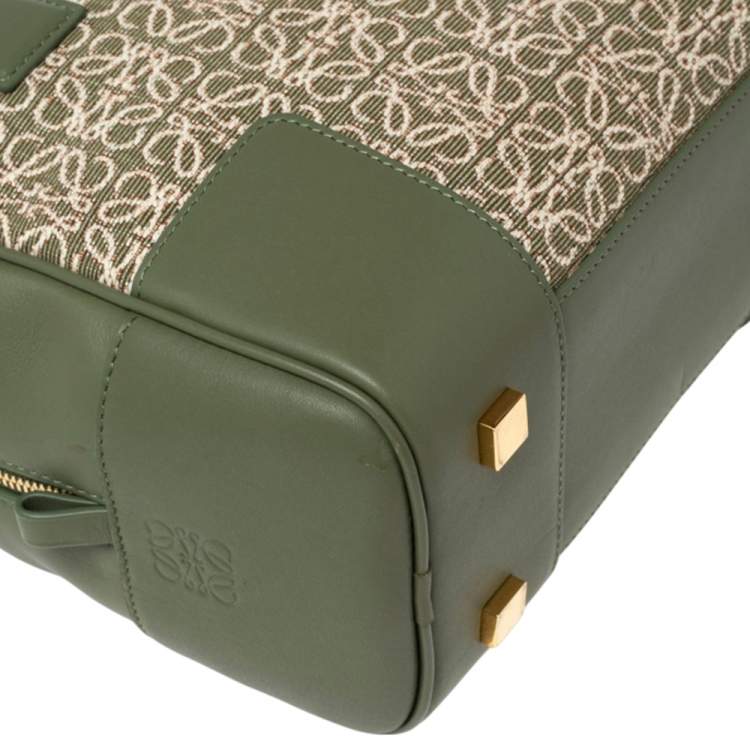 Pre Owned Loewe Green Leather and Jacquard Canvas Amazona 19 Bag