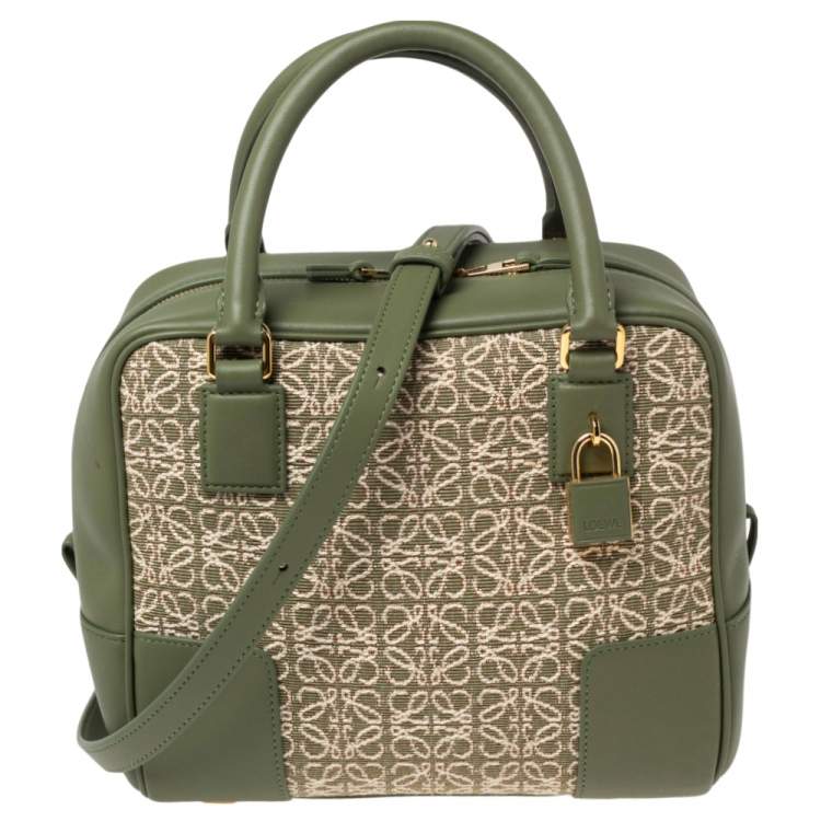 Pre Owned Loewe Green Leather and Jacquard Canvas Amazona 19 Bag